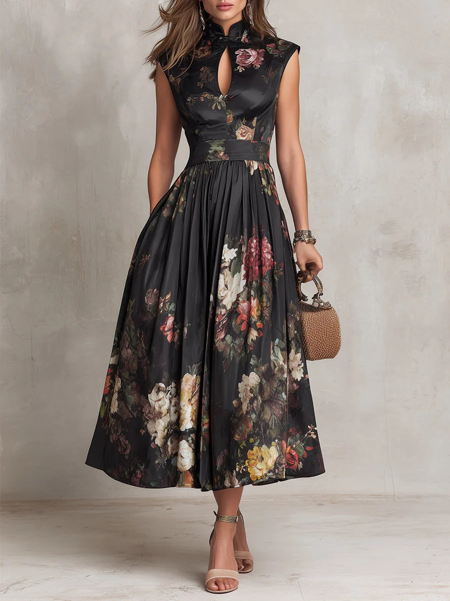 Abito Midi Nero in Raso Plissettato Floreale con Scollo a Goccia