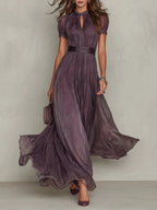 Abito Maxi Viola in Chiffon con Scollo a Goccia e Dettagli in Pizzo