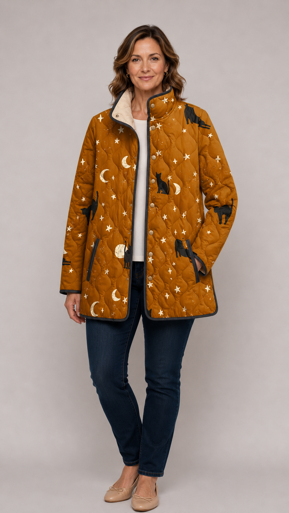 Maya™ | Giacca nera trapuntata con motivo di gatto